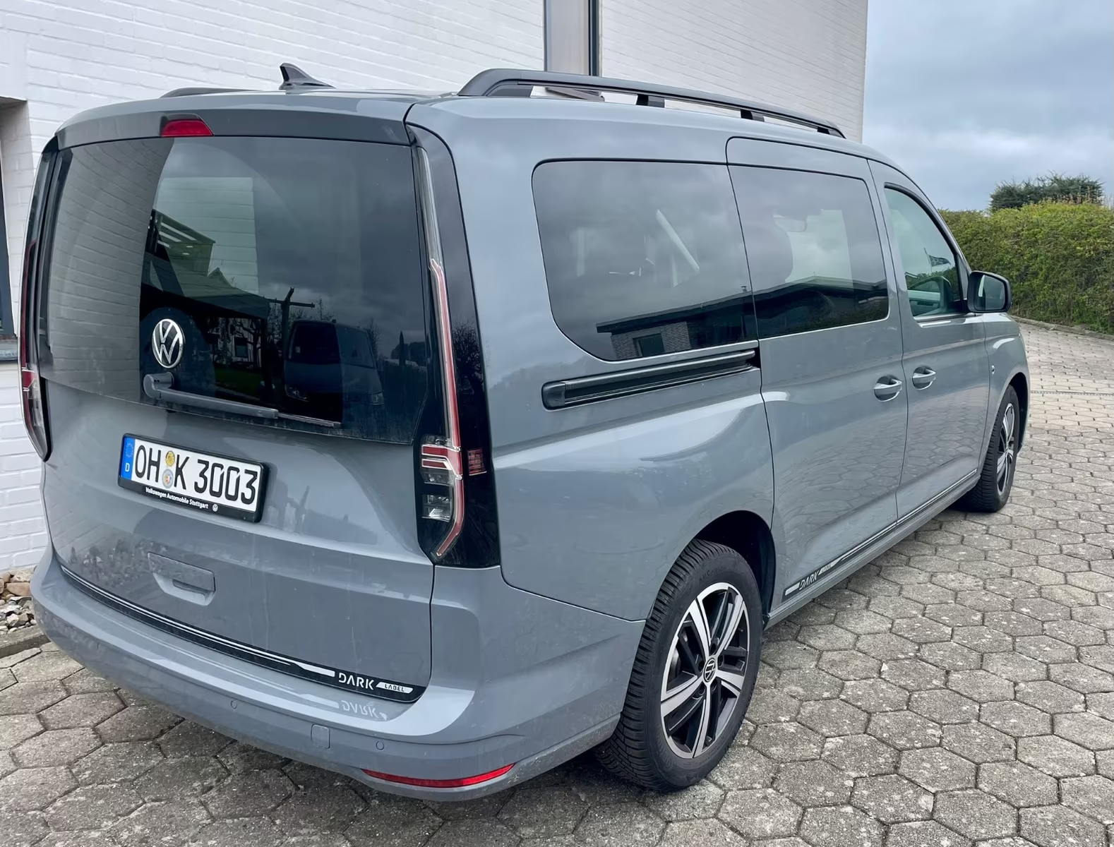 Volkswagen Caddy Maxi 1.5 TSI 85kW DSG Dark Label Maxi